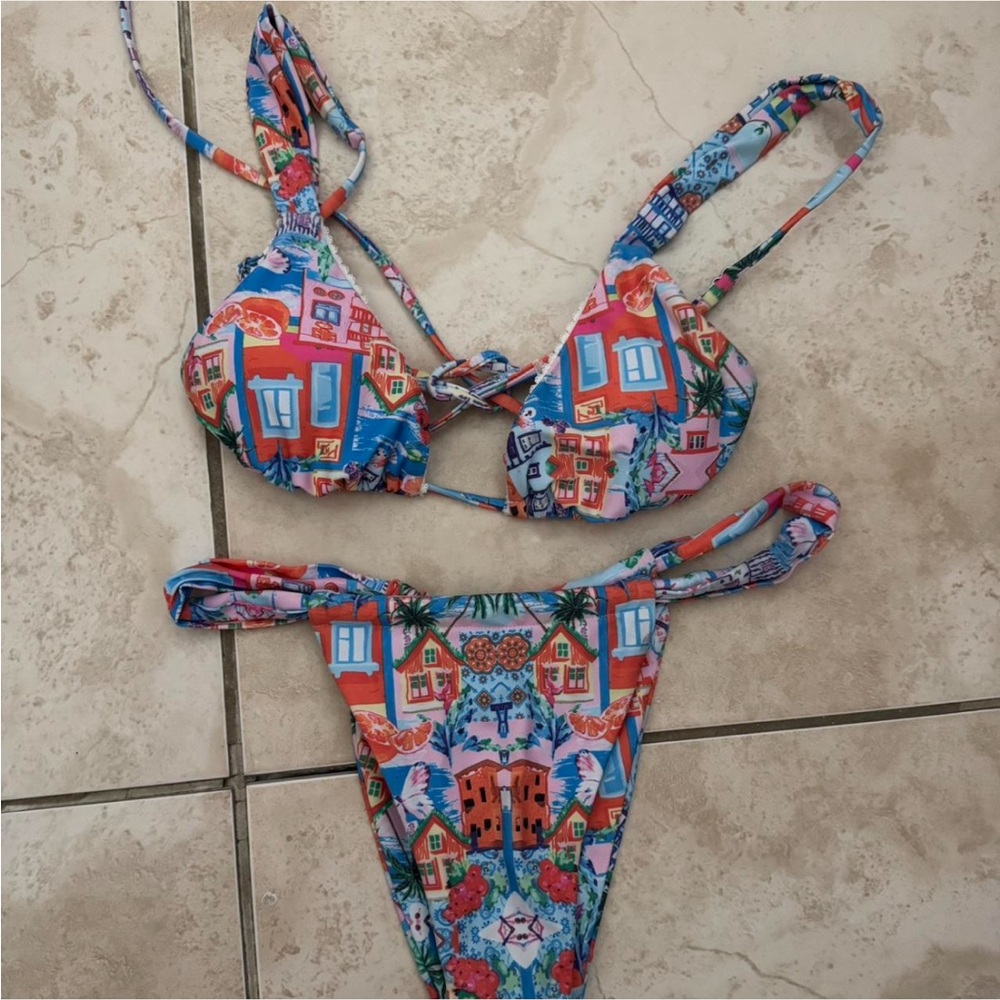 Amazon Multicolor Patterned Bikini -Small - Picture 2 of 4